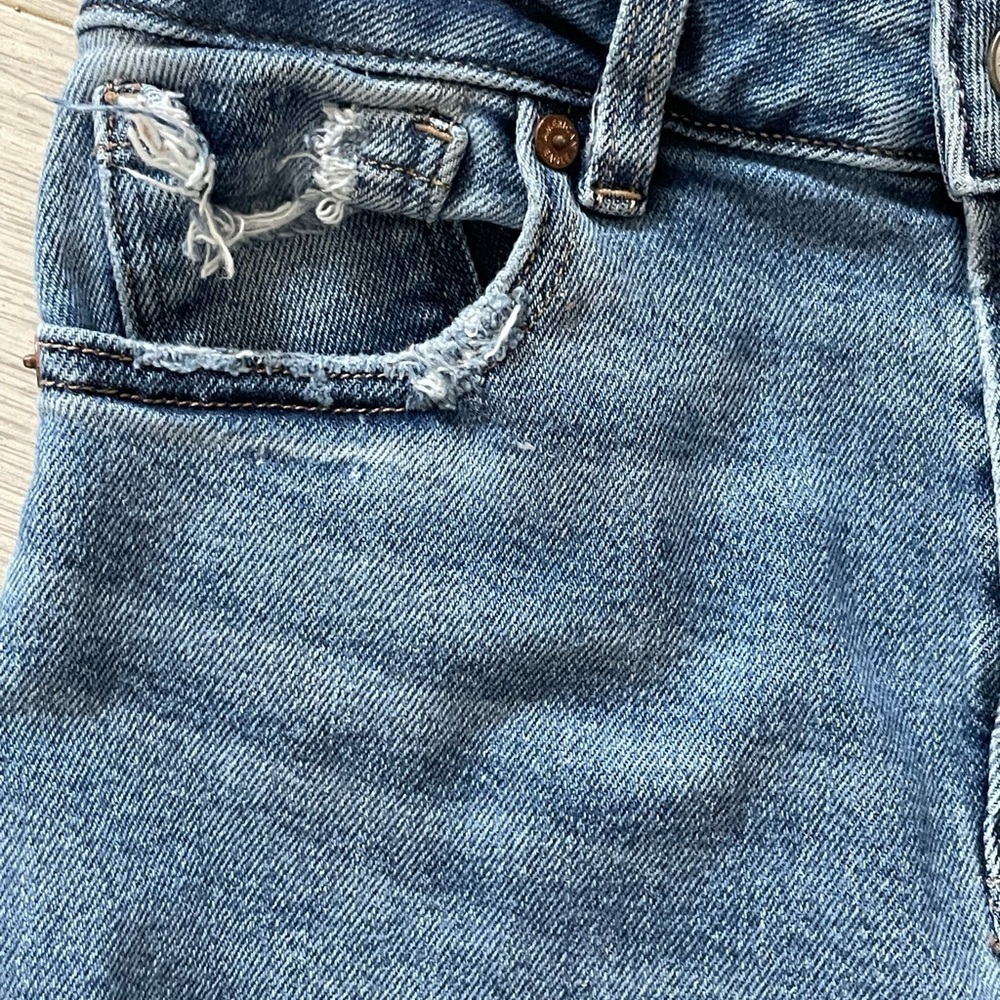 American Eagle Distressed Women's Jeans Size 2 Short - Picture 7 of 15